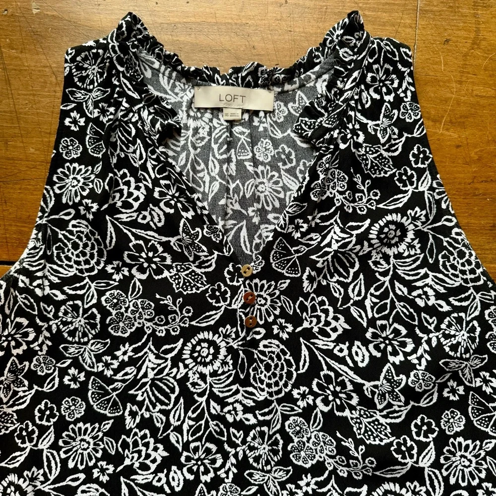 LOFT Ruffle Neck Shell - Picture 11 of 13